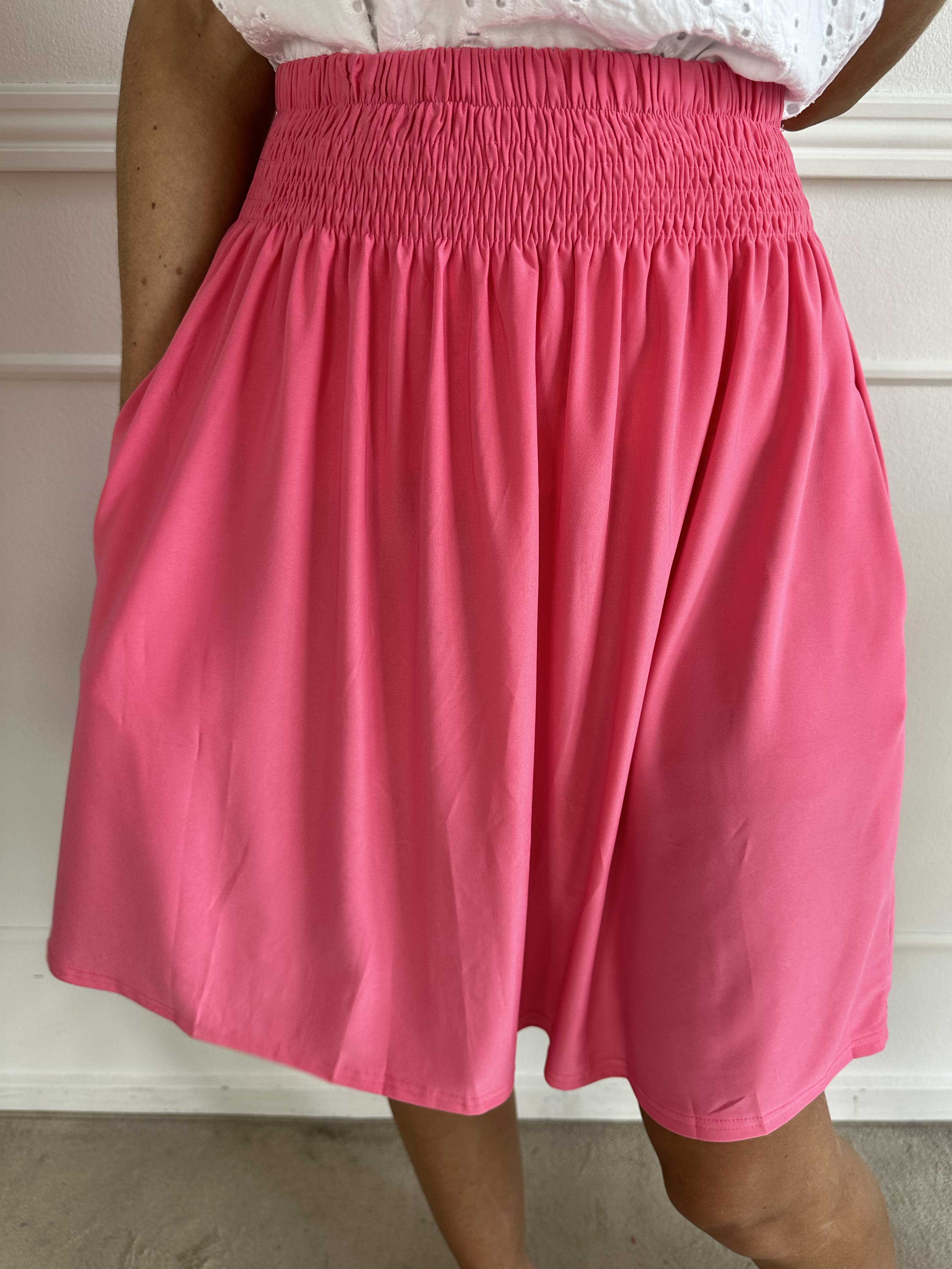 Pams Plain Short Skirt - Kort nederdel i stretchy stof med lommer